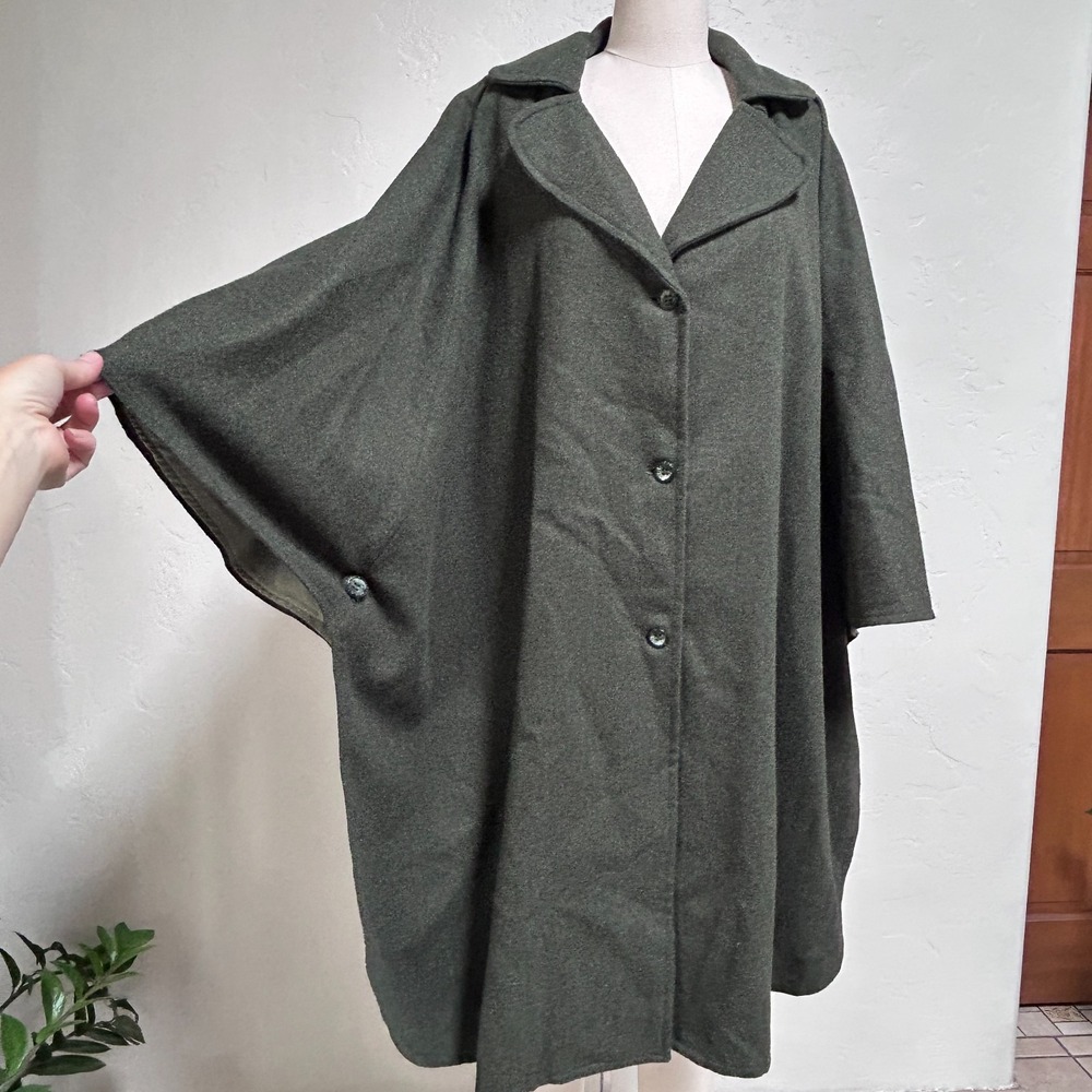 Vintage Handmade Cape Coat Womens Green Wool Feel Oversized Cocoon Swing Cloak